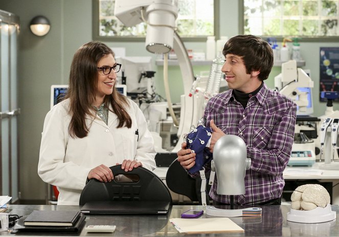 The Big Bang Theory - The Collaboration Contamination - Van film - Mayim Bialik, Simon Helberg