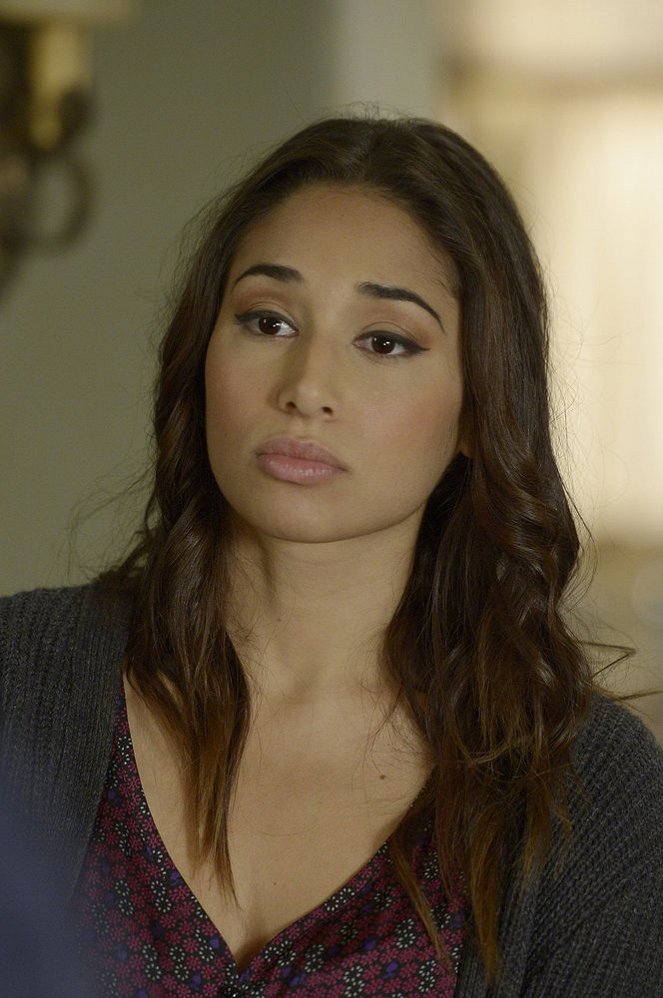 Being Human - Gallows Humor - Photos - Meaghan Rath