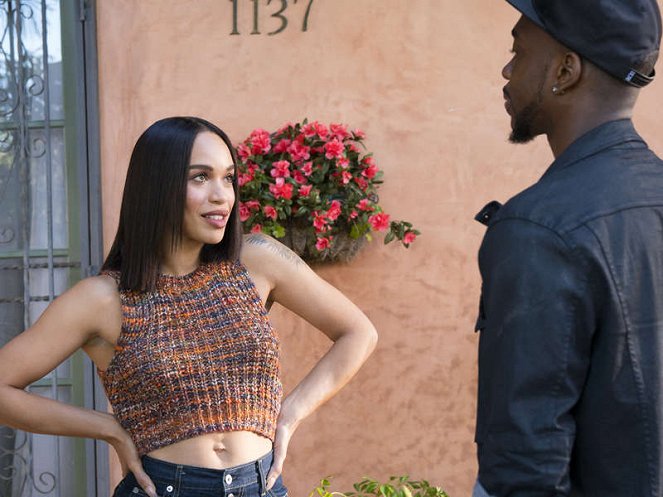 White Famous - Pilot - Film - Cleopatra Coleman