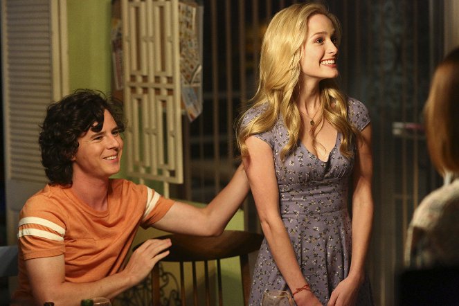 The Middle - Season 8 - The Core Group - Photos - Charlie McDermott, Greer Grammer