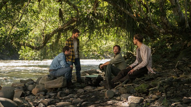 Dżungla - Z filmu - Alex Russell, Daniel Radcliffe, Thomas Kretschmann, Joel Jackson