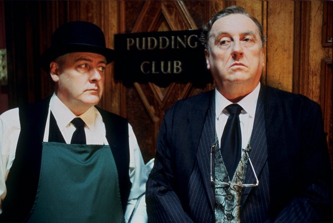 A Midsomer gyilkosságok - Season 5 - Gyilkosság Szent Malley napján - Filmfotók - Peter Wight, Desmond Barrit