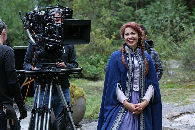 Once Upon a Time - The Snow Queen - Van de set