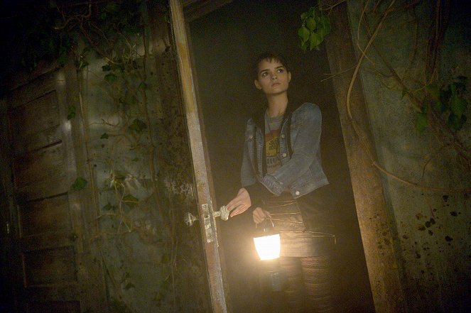 The Exorcist - There but for the Grace of God, Go I - Do filme - Brianna Hildebrand