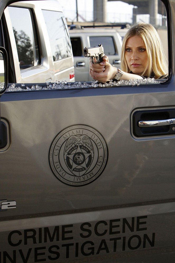 CSI: Miami - Seeing Red - Van film - Emily Procter