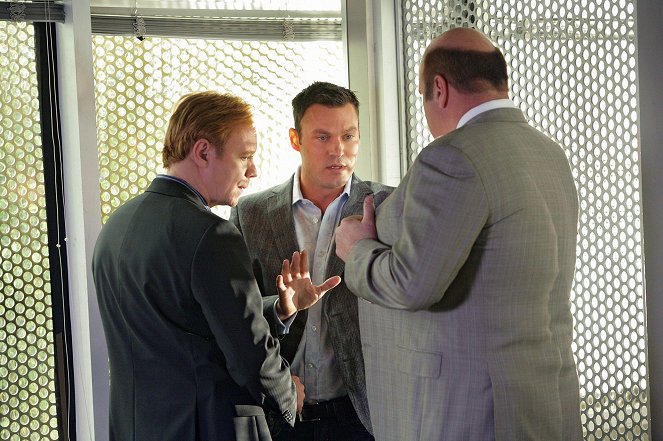 CSI: Miami - Season 7 - Seeing Red - Photos - David Caruso, Brian Austin Green