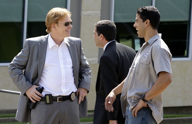 CSI: Miami - Season 8 - Out of Time - Van film - David Caruso, Adam Rodriguez