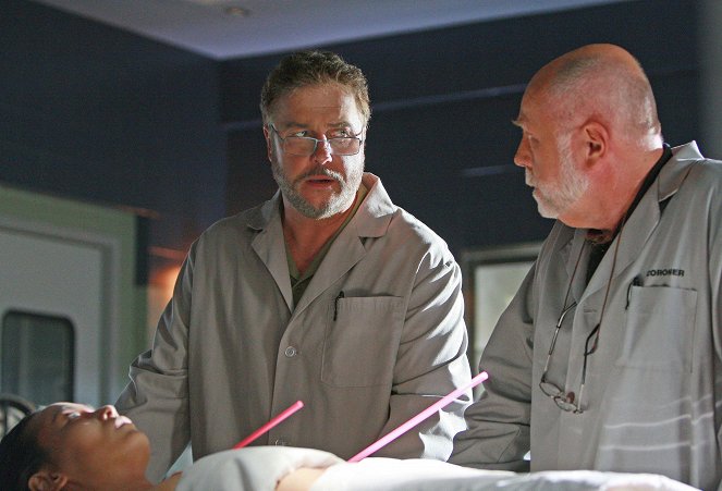 CSI - Den Tätern auf der Spur - Season 9 - Mein eigen Fleisch und Blut - Filmfotos - William Petersen, Robert David Hall