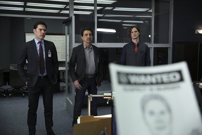 Criminal Minds - Season 11 - Tribute - Photos - Thomas Gibson, Joe Mantegna, Matthew Gray Gubler