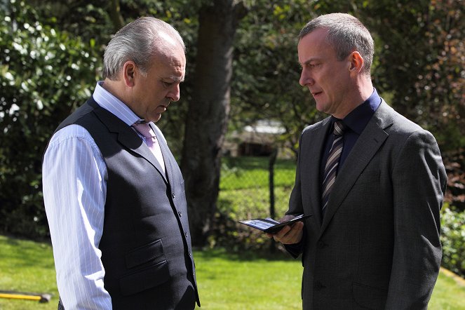 DCI Banks - Playing with Fire: Part 1 - Photos - John Bowe, Stephen Tompkinson