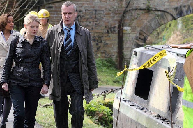 DCI Banks - Playing with Fire: Part 1 - Van film - Andrea Lowe, Stephen Tompkinson