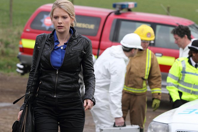 DCI Banks - Playing with Fire: Part 2 - Van film - Andrea Lowe