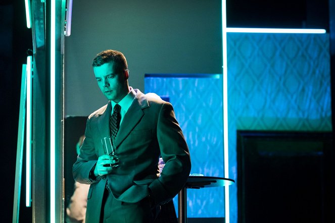 Angels in America Part One - Millennium Approaches - Filmfotos - Russell Tovey