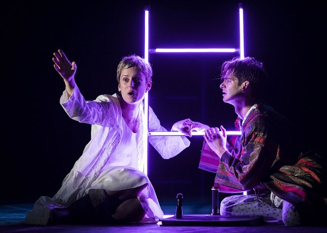 Angels in America Part Two - Perestroika - Photos - Denise Gough, Andrew Garfield