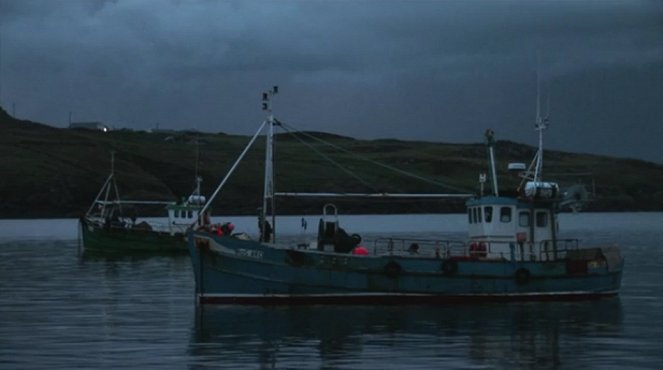 Prílivy zmien v živote rybára - Z filmu