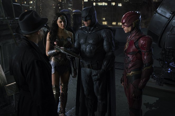 Justice League - Photos - Gal Gadot, Ben Affleck, Ezra Miller