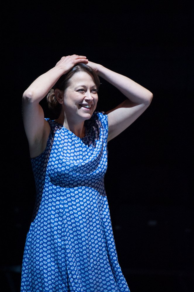 The Curious Incident of the Dog in the Night-Time - Photos - Nicola Walker
