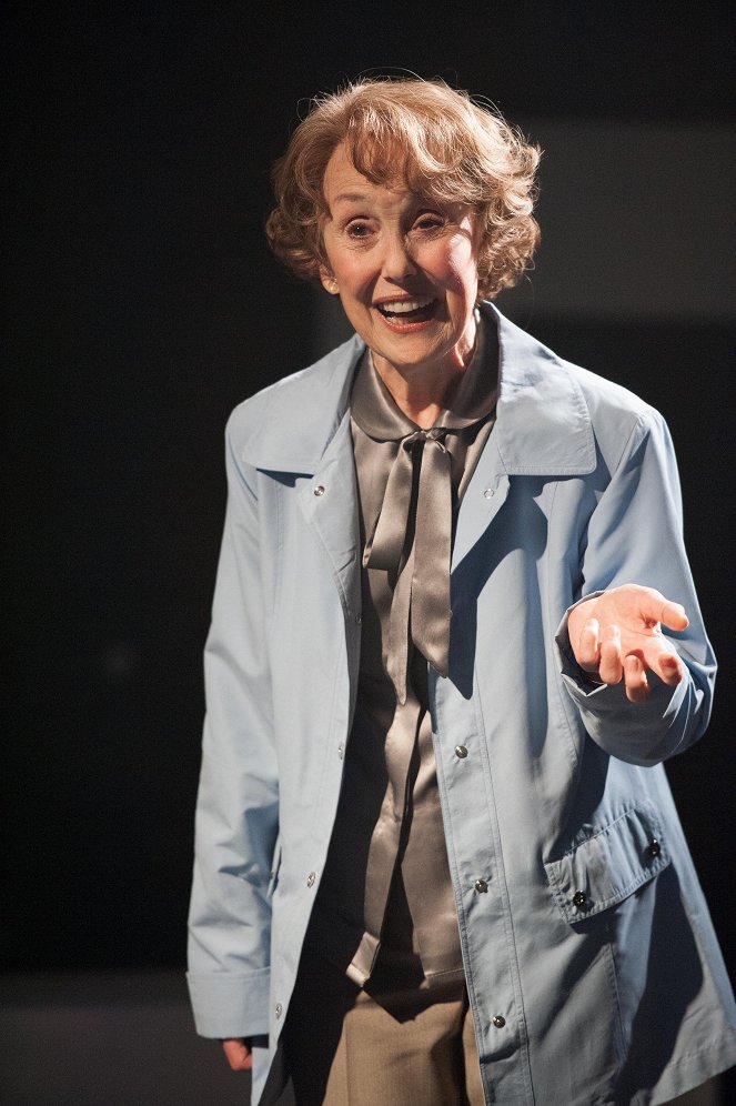 The Curious Incident of the Dog in the Night-Time - Photos - Una Stubbs