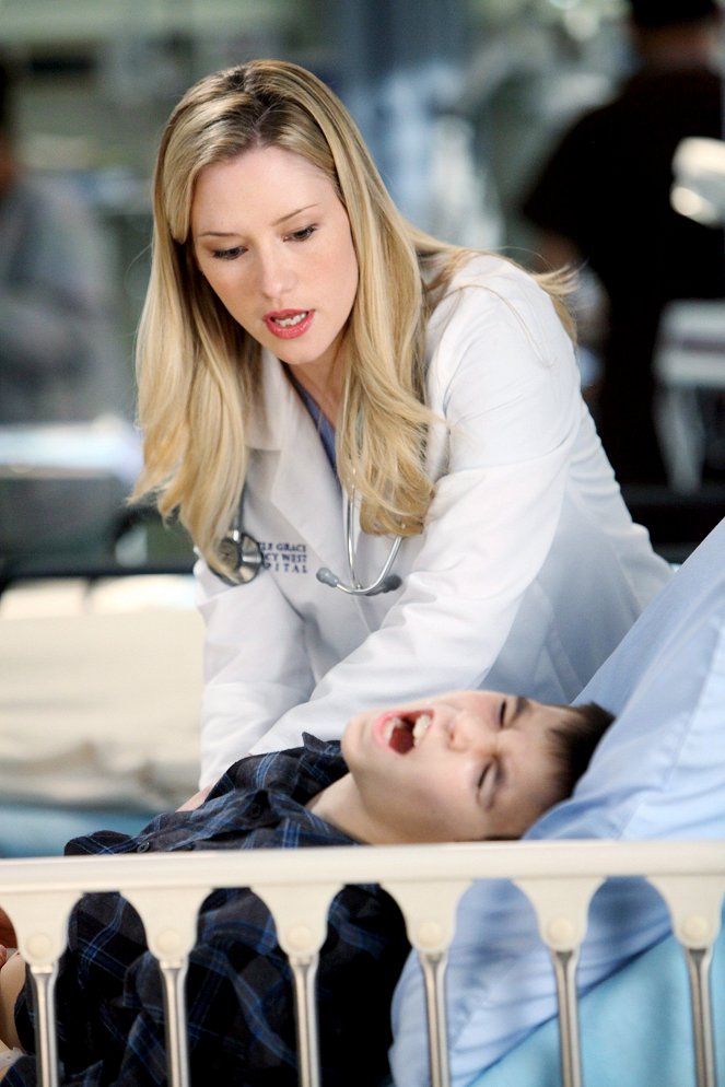 Grey's Anatomy - Push - Photos - Chyler Leigh