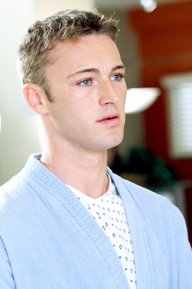 Grey's Anatomy - Sympathy for the Parents - Photos - Jake McLaughlin