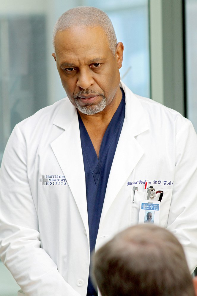 Grey's Anatomy - Sympathy for the Parents - Photos - James Pickens Jr.