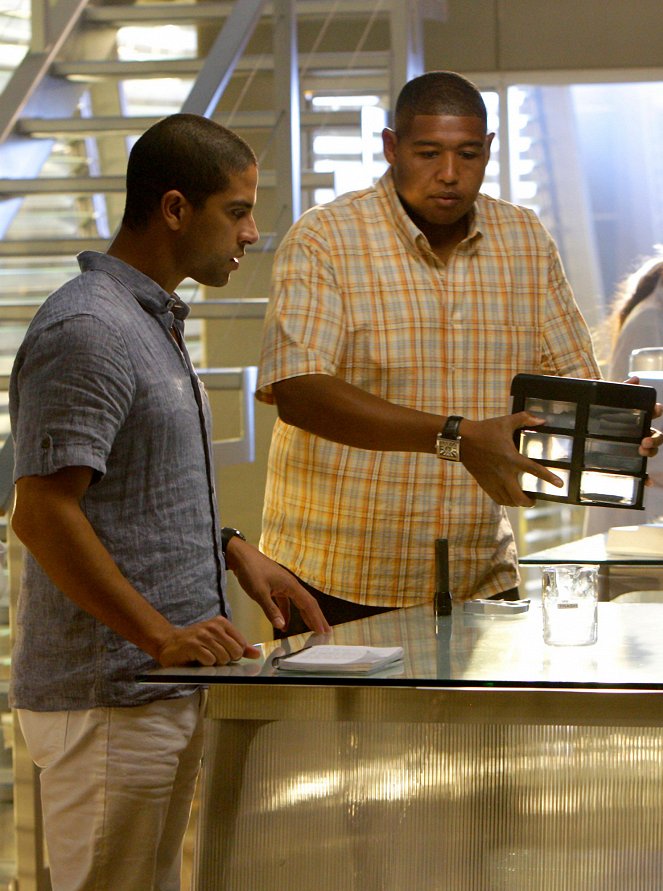 CSI: Miami - Season 8 - Bad Seed - Do filme - Adam Rodriguez, Omar Benson Miller