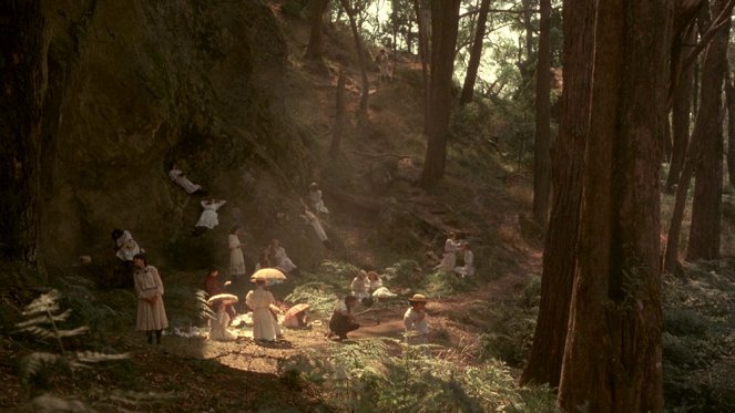 Piknik na Hanging Rock - Z filmu
