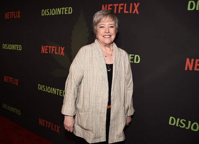 Disjointed - Season 1 - Z akcií - Netflix 'Disjointed' Dispensary Activation and Premiere Screening with Reception on August 24, 2017 - Kathy Bates