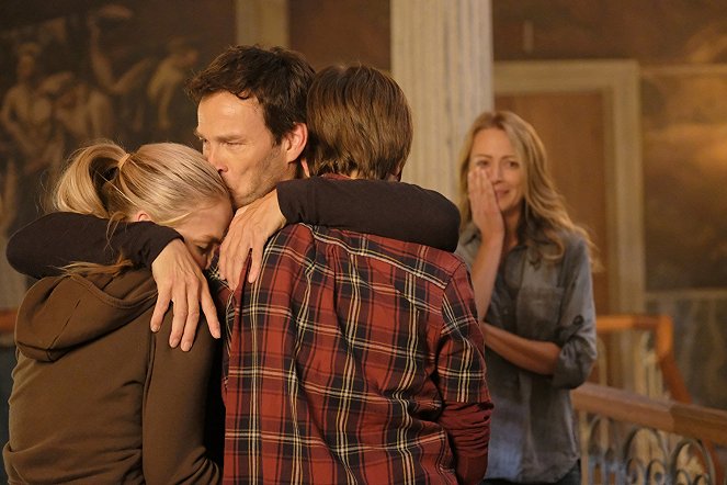 The Gifted - eXtrahiert - Filmfotos - Stephen Moyer, Amy Acker