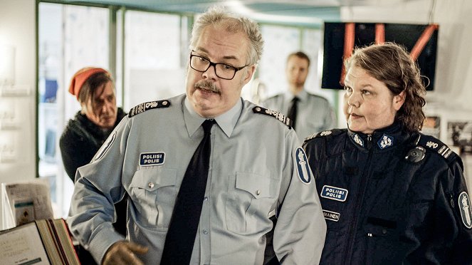 Myrskyn jälkeen - Duel - De la película - Matti Onnismaa, Mikko Roiha, Kaarina Hazard