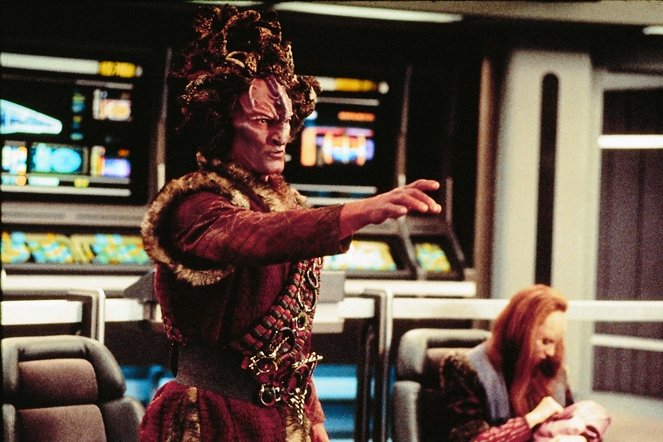 Star Trek: Vesmírná loď Voyager - Základy, část první - Z filmu - Anthony De Longis