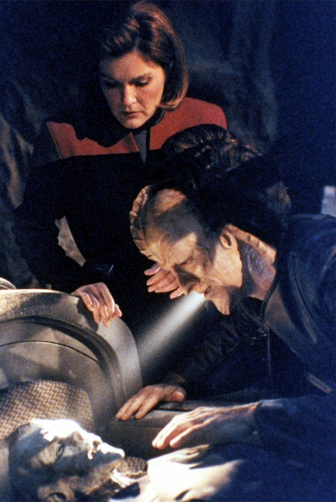 Star Trek: Voyager - Season 6 - Lohikäärmeen hammas - Kuvat elokuvasta - Kate Mulgrew