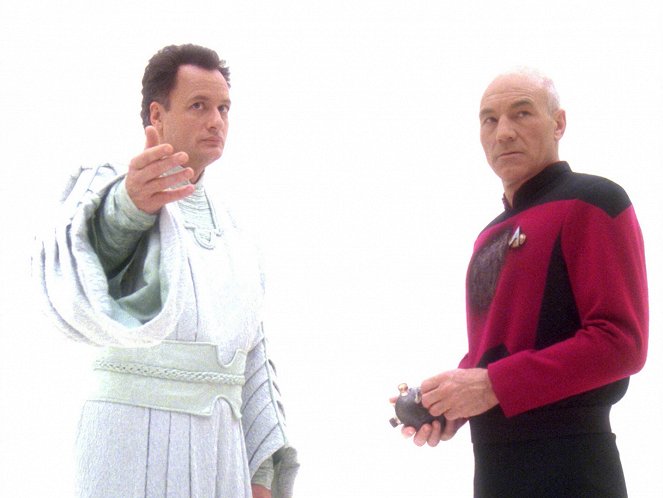 Star Trek - Das nächste Jahrhundert - Willkommen im Leben nach dem Tode - Filmfotos - John de Lancie, Patrick Stewart