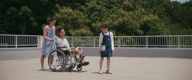 Ju o wakasu hodo no acui ai - De la película - Hana Sugisaki, 宮沢りえ, 伊東蒼