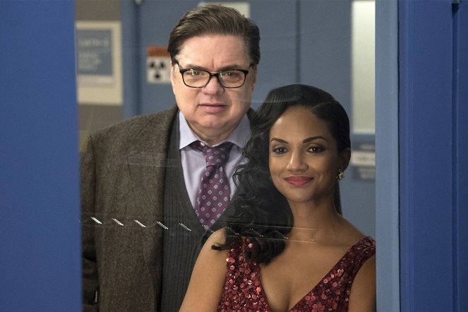 Chicago Med - Graveyard Shift - Filmfotók - Oliver Platt, Mekia Cox