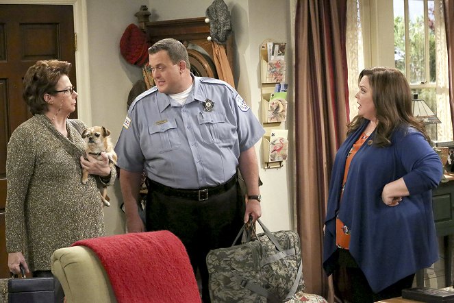 Mike & Molly - This Old Peggy - Van film - Rondi Reed, Billy Gardell, Melissa McCarthy