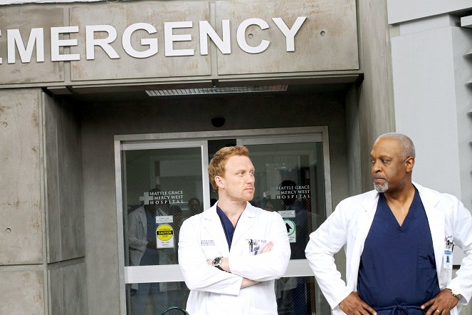 A Grace klinika - Ez nem vicc - Filmfotók - Kevin McKidd, James Pickens Jr.