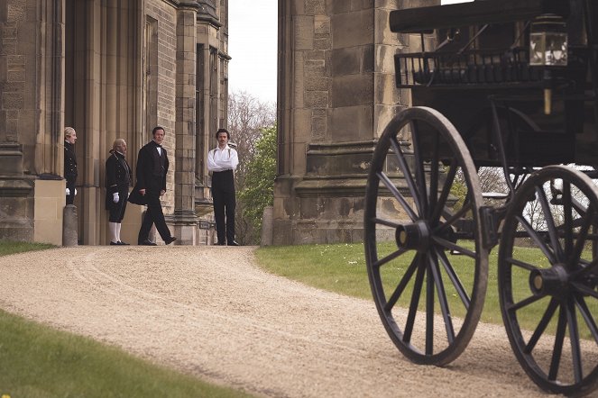 Victoria - Die Sünden der Väter - Filmfotos - Alex Jennings, David Oakes