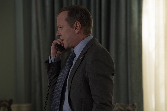 Designated Survivor - Więzy rodzinne - Z filmu - Kiefer Sutherland