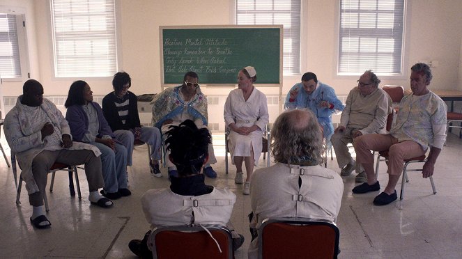 Z Nation - Doc Flew Over the Cuckoo's Nest - Photos
