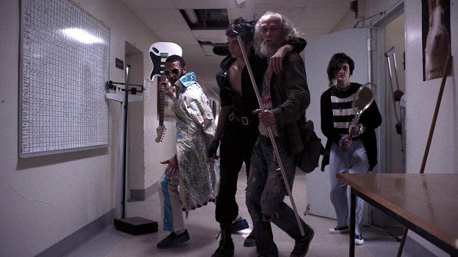 Z, mint zombi - Doc Flew Over the Cuckoo's Nest - Filmfotók - Nat Zang, Russell Hodgkinson