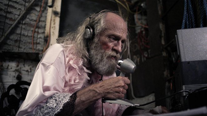 Z, mint zombi - Doc's Angels - Filmfotók - Russell Hodgkinson