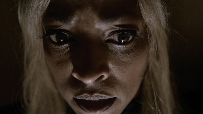 Z, mint zombi - The Unknowns - Filmfotók - Kellita Smith