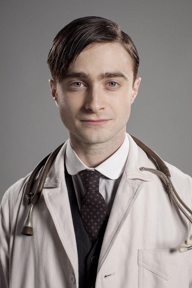 A Young Doctor's Notebook - Season 1 - Werbefoto - Daniel Radcliffe