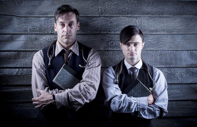 A Young Doctor's Notebook - Season 1 - Promoción - Jon Hamm, Daniel Radcliffe