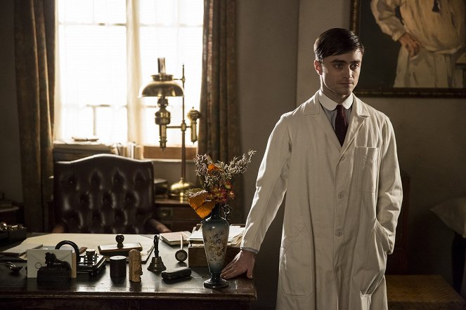 A Young Doctor's Notebook - Episode 3 - Filmfotos - Daniel Radcliffe