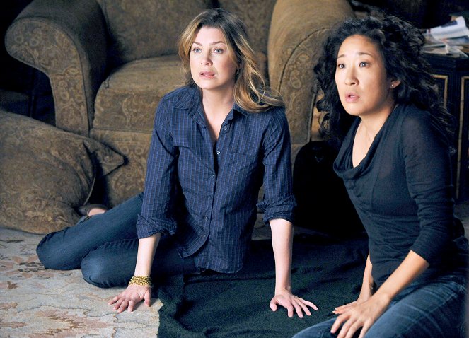 Grey's Anatomy - Season 7 - Shock to the System - Photos - Ellen Pompeo, Sandra Oh