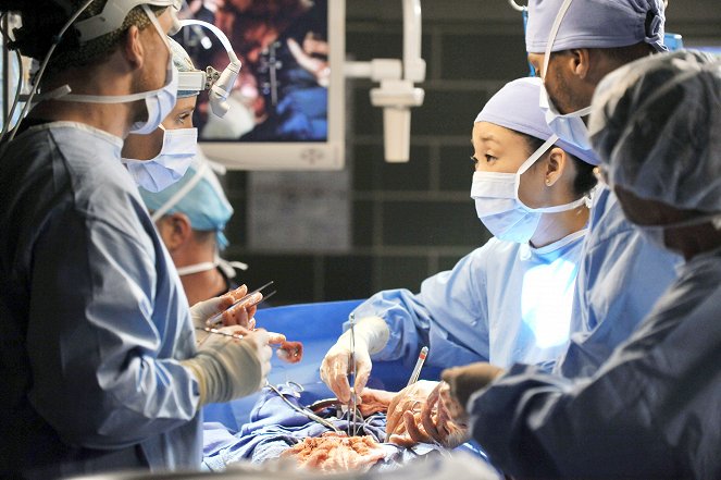 Grey's Anatomy - Die jungen Ärzte - Vom Blitz getroffen - Filmfotos - Sandra Oh