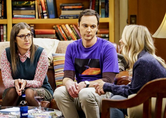 The Big Bang Theory - The Tesla Recoil - Photos - Mayim Bialik, Jim Parsons, Kaley Cuoco