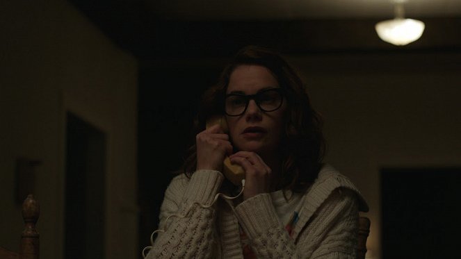 I Am the Pretty Thing That Lives in the House - Do filme - Ruth Wilson